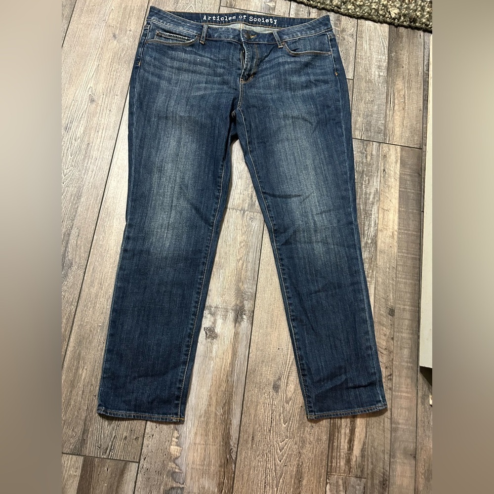 Articles Of Society Dark Wash Straight leg Denim Jeans Womens 31